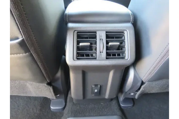 $24852 : Mitsubishi Outlander PHEV 20 image 6