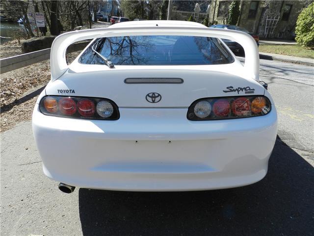 $8000 : Neatly Used Toyota Supra 1994 image 2