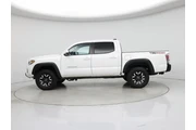 $36998 : Toyota Tacoma 2022 4x4 TRD P thumbnail