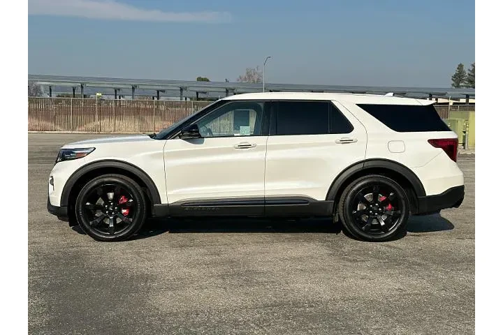 $37945 : Ford Explorer 2022 AWD ST 4d image 6