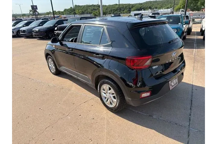 $17494 : Hyundai VENUE 2022 SE 4dr Cr image 5
