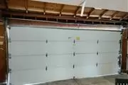 Steelback roll up garage door en Los Angeles