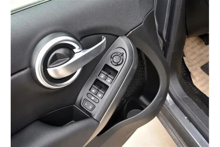 2018 FIAT 500X Trekking image 10