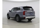 $31998 : Kia Telluride 2024 LX 4dr SU thumbnail