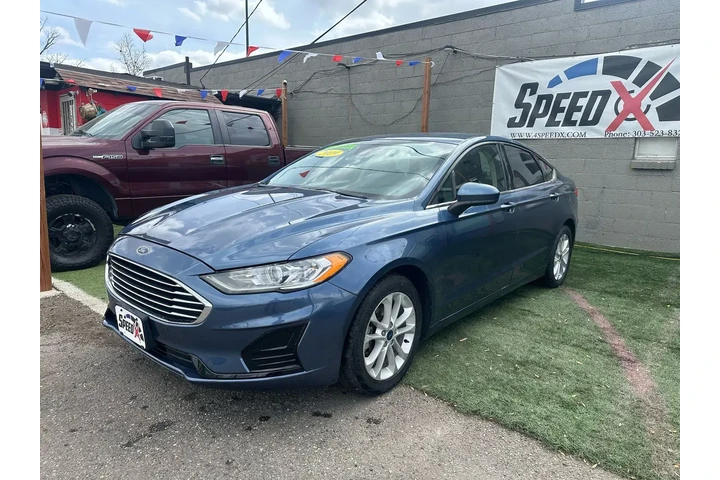 $11000 : 2019 FORD FUSION2019 FORD FUS image 2