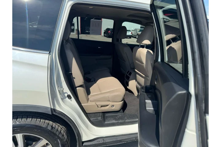 $10980 : 2017 Pilot EX-L w/Navigation image 9