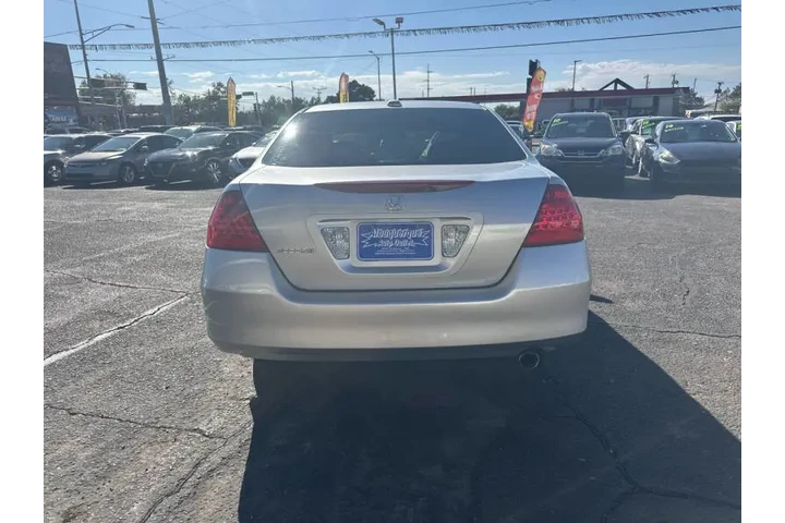 2006 Accord EX w/Leather image 10