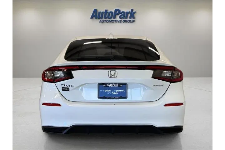 Honda Civic 2023 Sport 4dr H image 6
