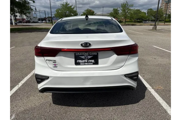 $8995 : 2020 Forte FE image 5