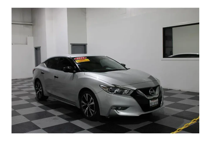 $11999 : Maxima 2017 image 1