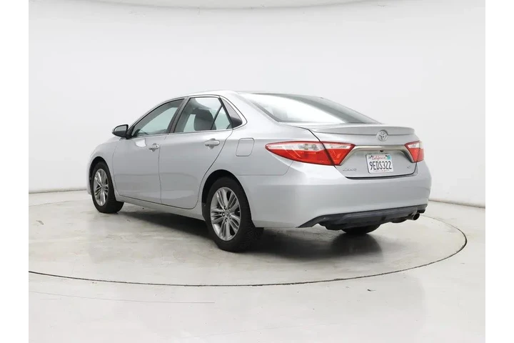 $14599 : Toyota Camry 2015 SE 4dr Sed image 2
