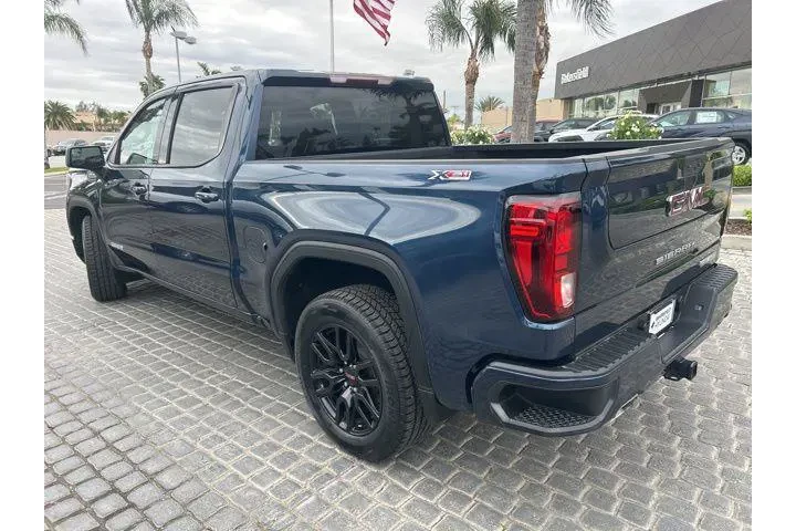 $39995 : GMC Sierra 1500 2021 image 3