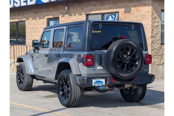 $27976 : Jeep Wrangler 2023 4x4 Sahar image 6