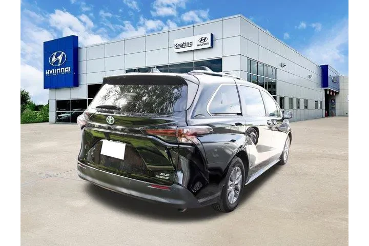 $39588 : Toyota Sienna 2023 XLE 8-Pas image 4