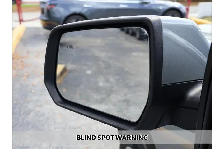 $25990 : GMC Acadia 2023 SLT 4dr SUV image 5