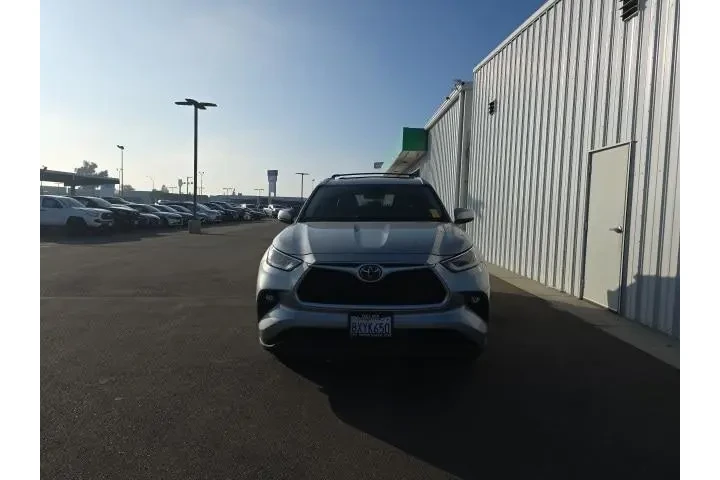 $31500 : Toyota Highlander 2021 AWD X image 2