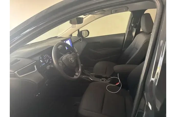 $23305 : Toyota Corolla Hybrid 2025 S image 8
