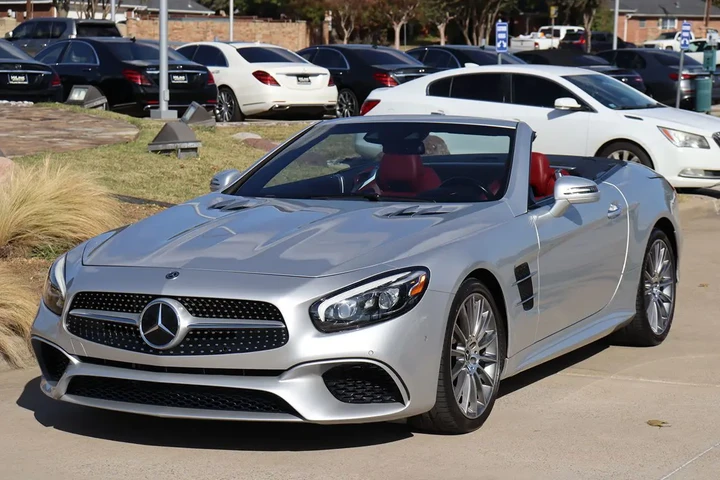 $40675 : 2018 SL 450 Roadster image 5