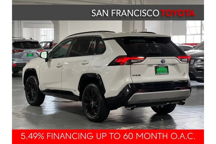 $32988 : Gold Certified2022 RAV4 Hybri image 3