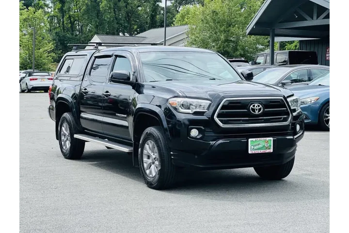 $23500 : 2016 Tacoma SR5 V6 image 5