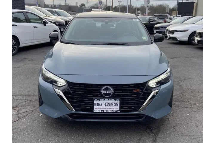 $18153 : Nissan Sentra 2025 SR 4dr Se image 2