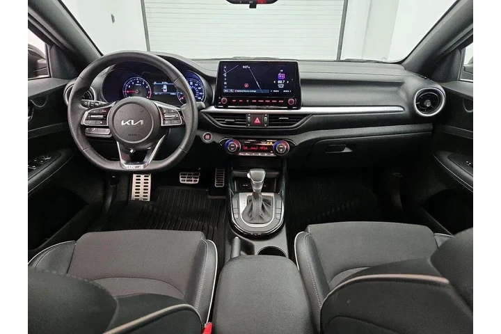 $22998 : Kia Forte 2023 GT-Line 4dr S image 9