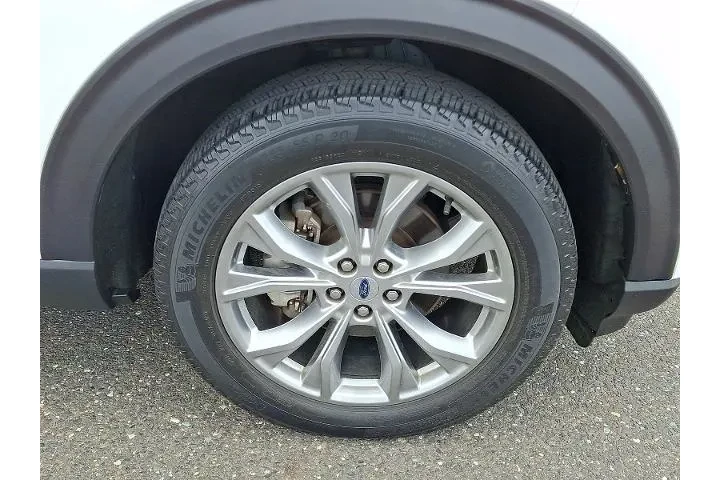 $28997 : Ford Explorer 2021 AWD XLT 4 image 8