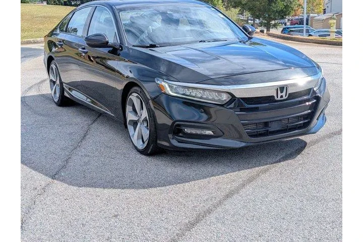 $24999 : Honda Accord 2018 Touring 4d image 3
