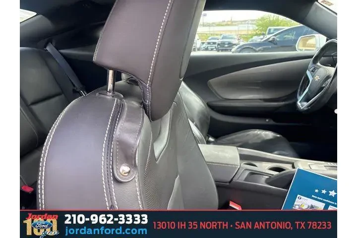 $12915 : Chevrolet Camaro 2015 LT 2dr image 10
