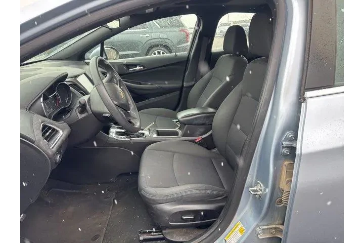 $9982 : Chevrolet Cruze 2017 LT Auto image 10