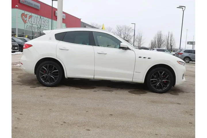 $26477 : Maserati Levante 2019 AWD Gr image 10