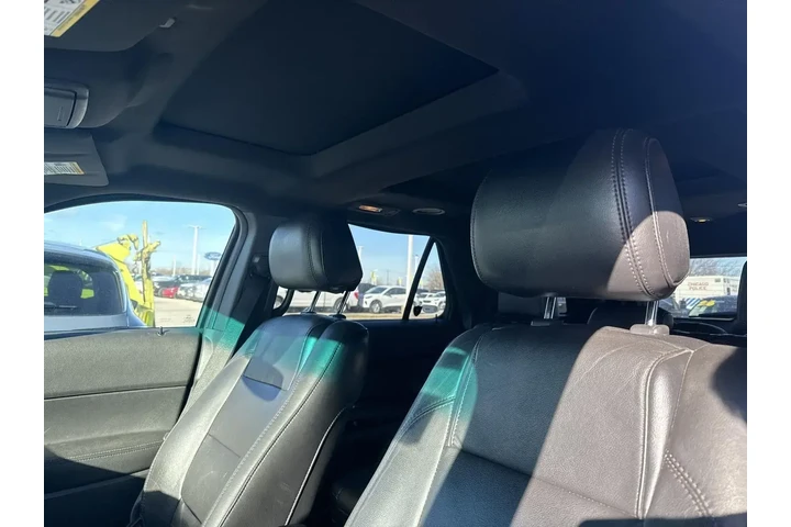 $11581 : Ford Explorer 2011 AWD XLT 4 image 6