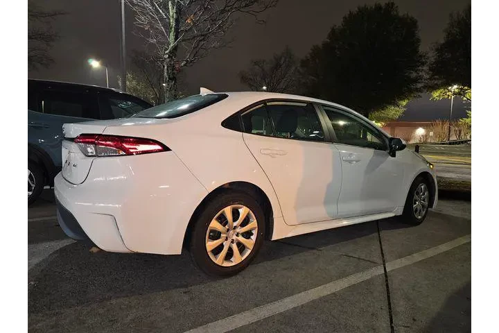 $18991 : Toyota Corolla 2024 LE 4dr S image 6