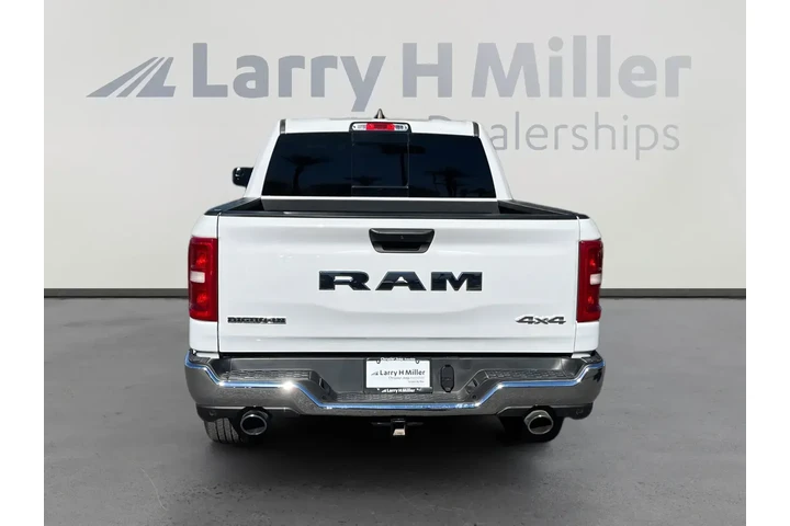 $39888 : Ram 1500 2025 4x4 Lone Star image 4