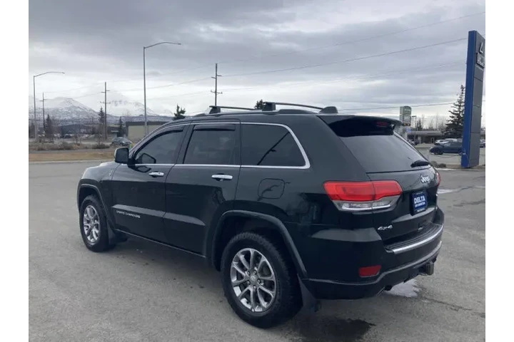 $12999 : 2014 Grand Cherokee Overland image 8