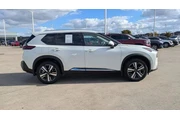 $24495 : Nissan Rogue 2022 SL 4dr Cro thumbnail