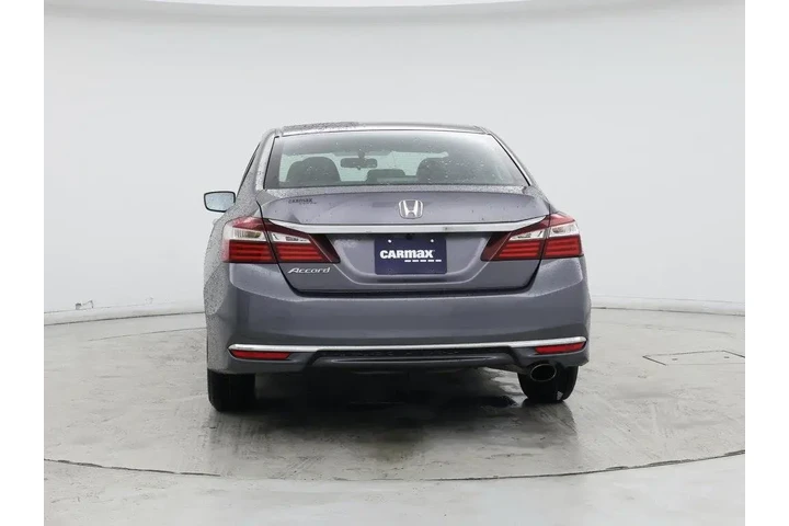 $17998 : Honda Accord 2017 LX 4dr Sed image 6