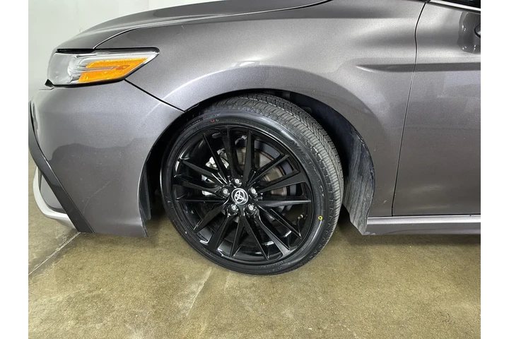 $28995 : Gold Certified 2024 Camry XSE image 5