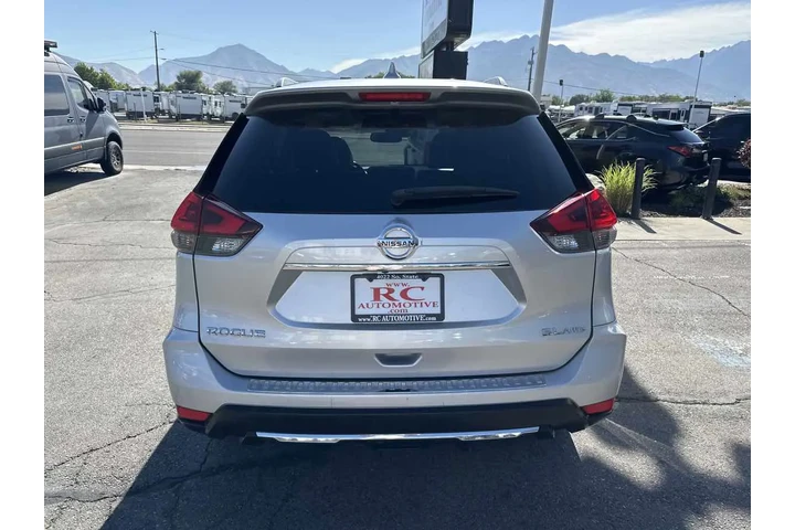 2018 Rogue SL image 7