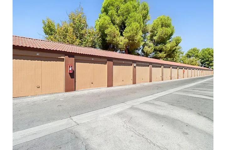 $1000 : Clean 2bd 1ba @ lancaster image 6