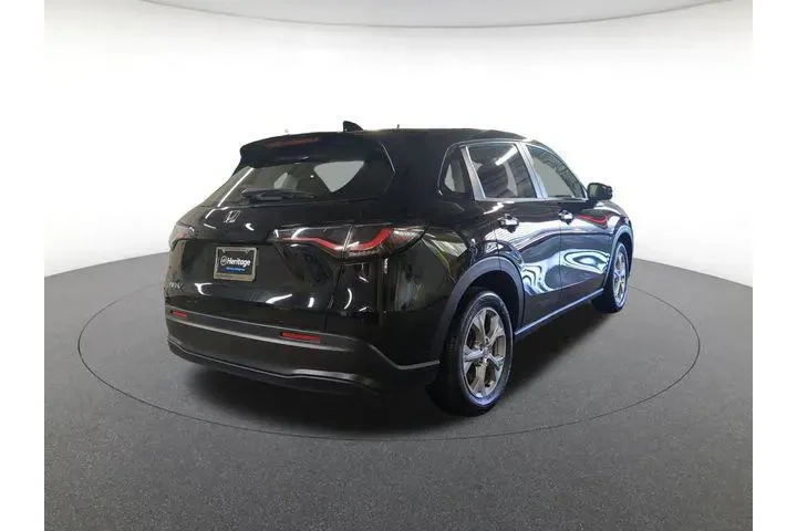 $24000 : Honda HR-V 2024 AWD LX 4dr C image 6