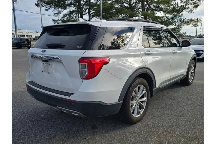 $18991 : Ford Explorer 2020 XLT 4dr S image 3