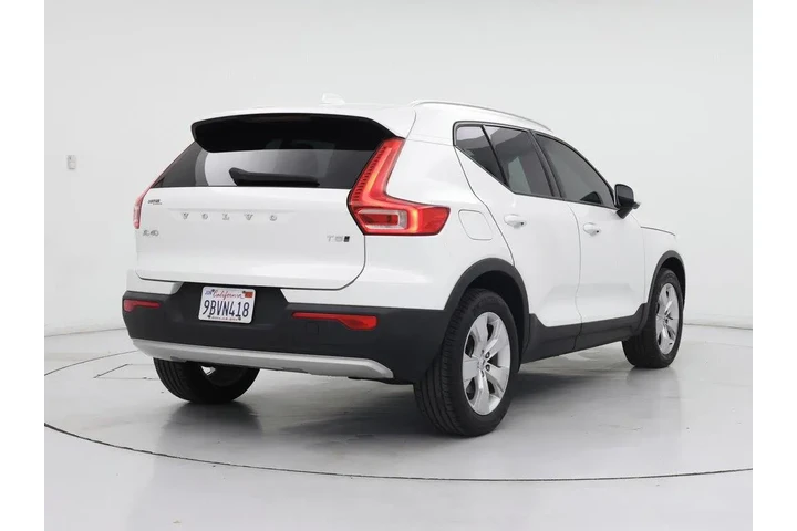 $23998 : Volvo XC40 2022 AWD T5 Momen image 8