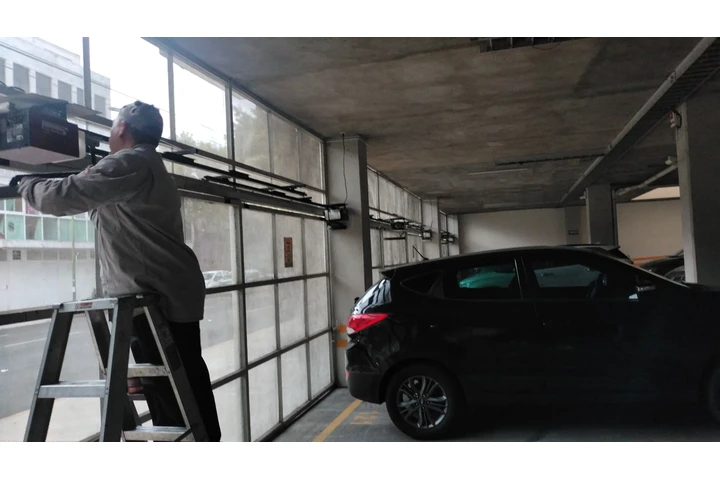 Puertas automáticas Merik image 2