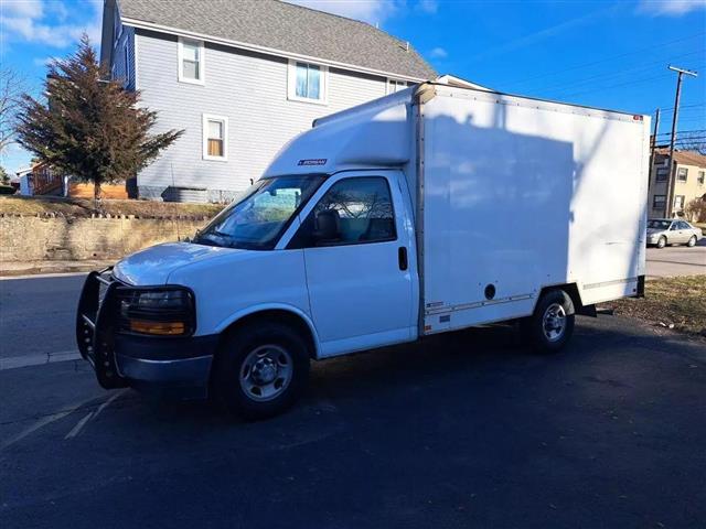 $16500 : 2019 CHEVROLET EXPRESS COMMER image 2
