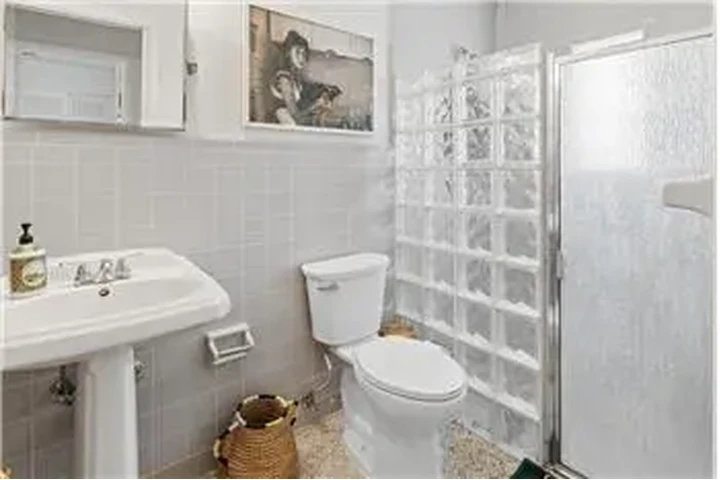 $5995 : Rental property with 3 bedro image 6