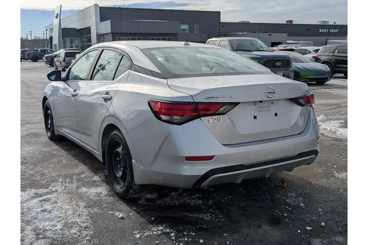 $15846 : Nissan Sentra 2021 SV 4dr Se image 5