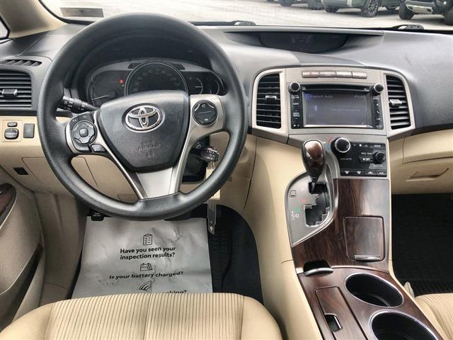 $12400 : PRE-OWNED 2014 TOYOTA VENZA LE image 10