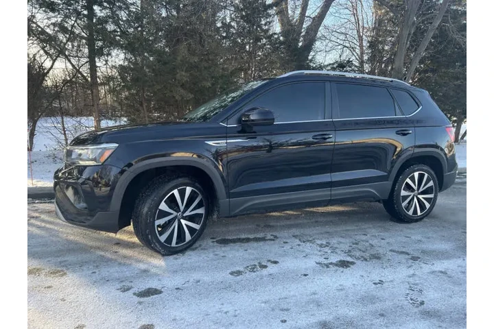 $15997 : 2022 Taos SE image 10