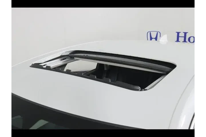 $29875 : Honda Civic 2023 EX-L 4dr Ha image 9